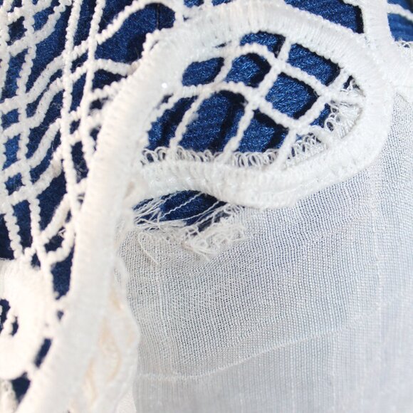 BY DESIGN Ivory Cold Shoulder Casual Blouse Shirt Top Size Medium - Picture 11 of 16